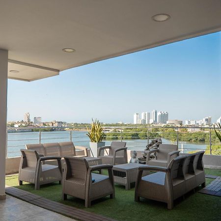 Bahia 79 Apartasuites Cerca Al Centro Cartagena  Exterior foto