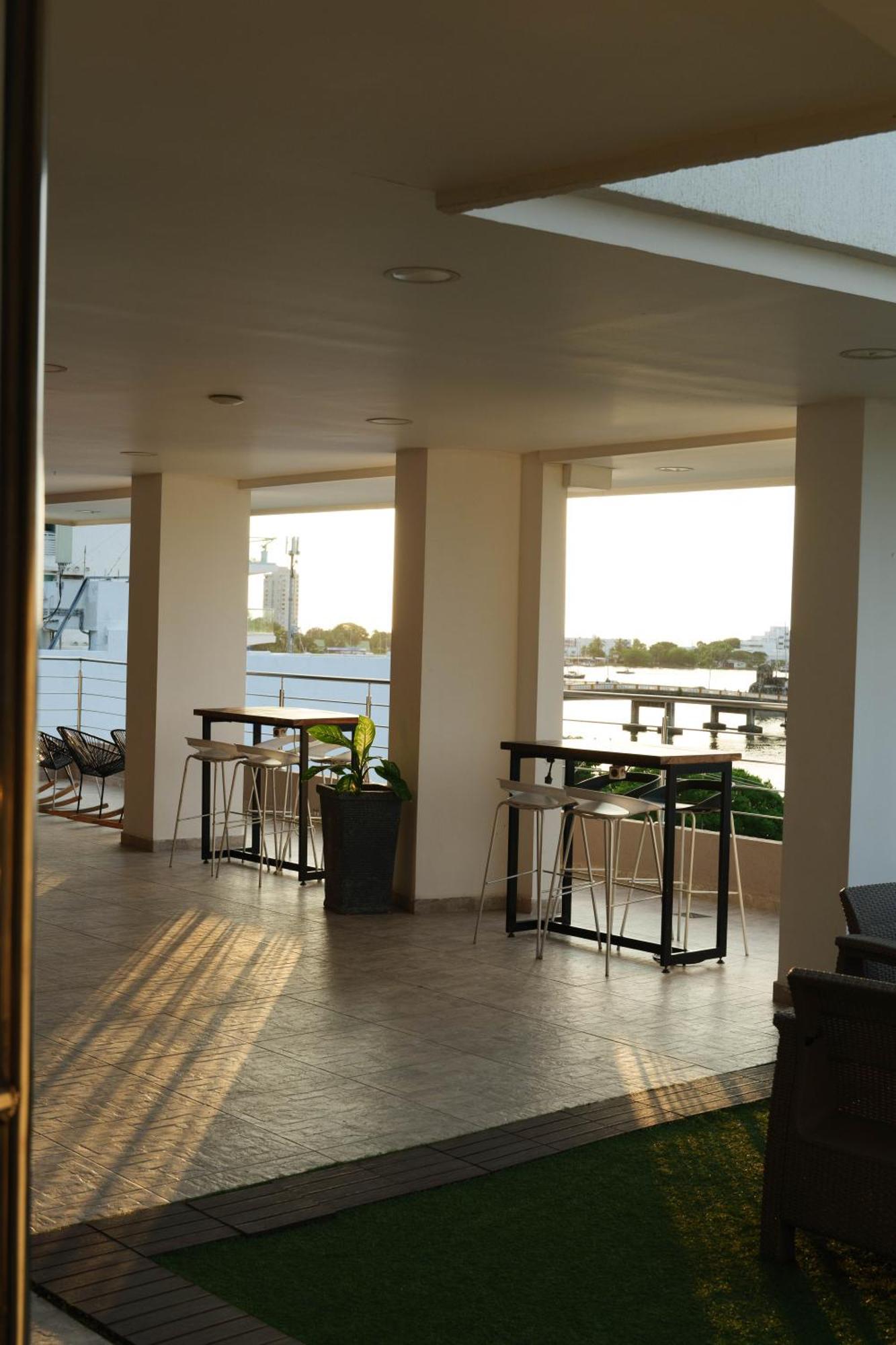 Bahia 79 Apartasuites Cerca Al Centro Cartagena  Exterior foto