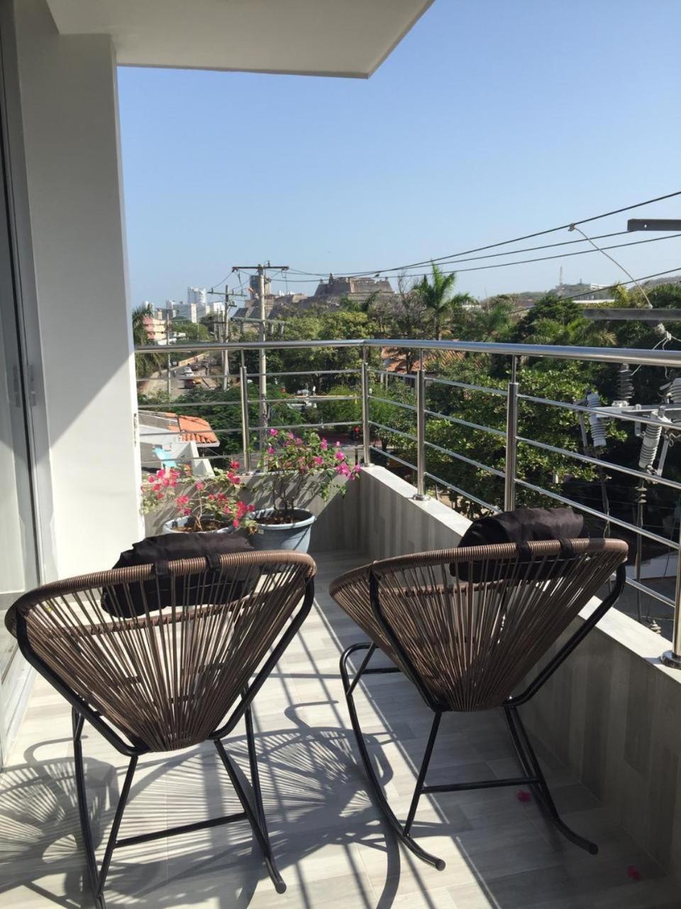 Bahia 79 Apartasuites Cerca Al Centro Cartagena  Exterior foto