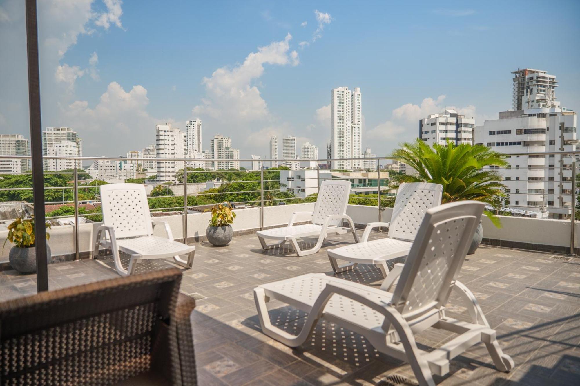 Bahia 79 Apartasuites Cerca Al Centro Cartagena  Exterior foto